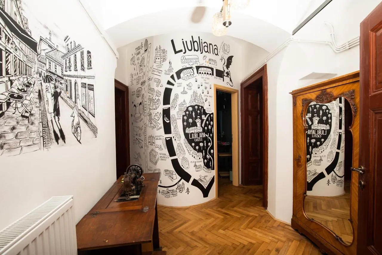 Hostel Deznik Lublaň