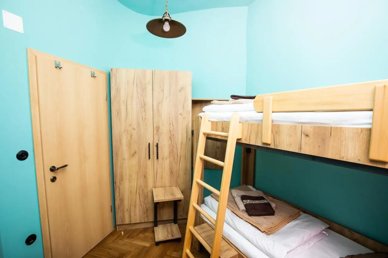 Hostel Deznik Lublaň Slovinsko